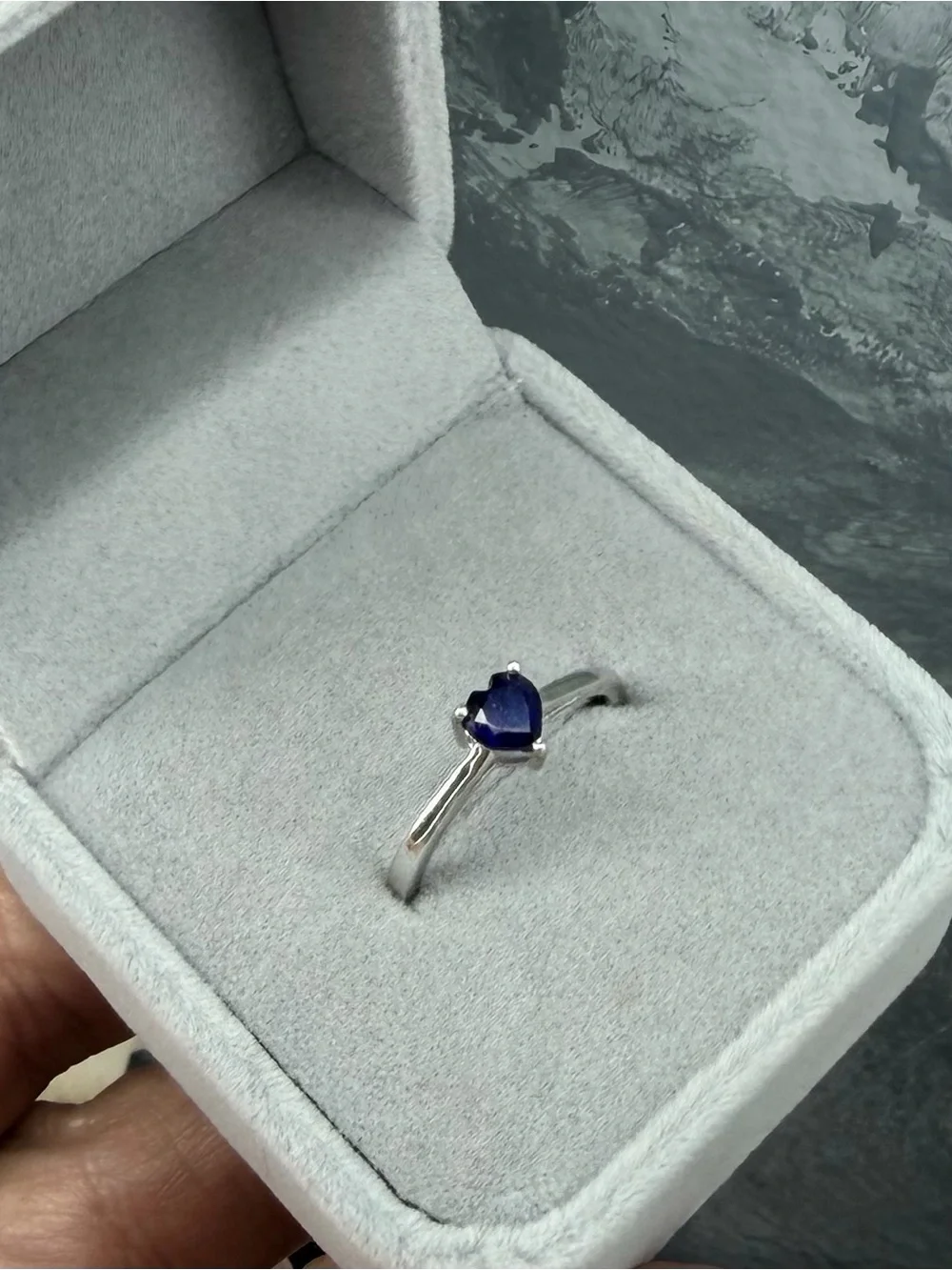 Stunning Natural Blue Sapphire Heart cut .60CT 925 Sterling Silver Ring Sz 6.75